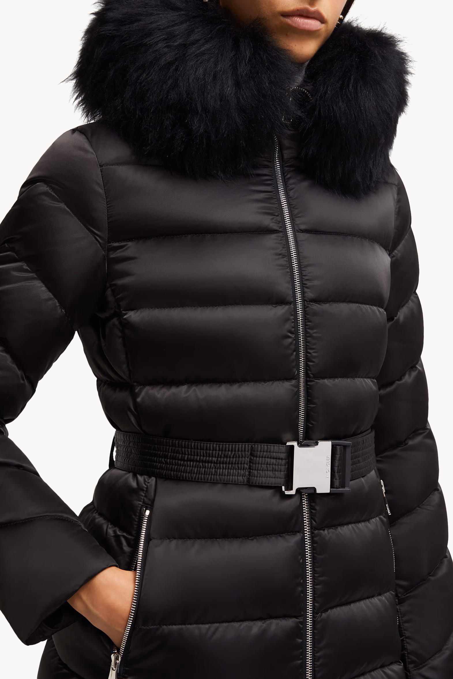 Doudoune courte à capuche bordée de shearling Cupidone Femmes Noir Moncler 6